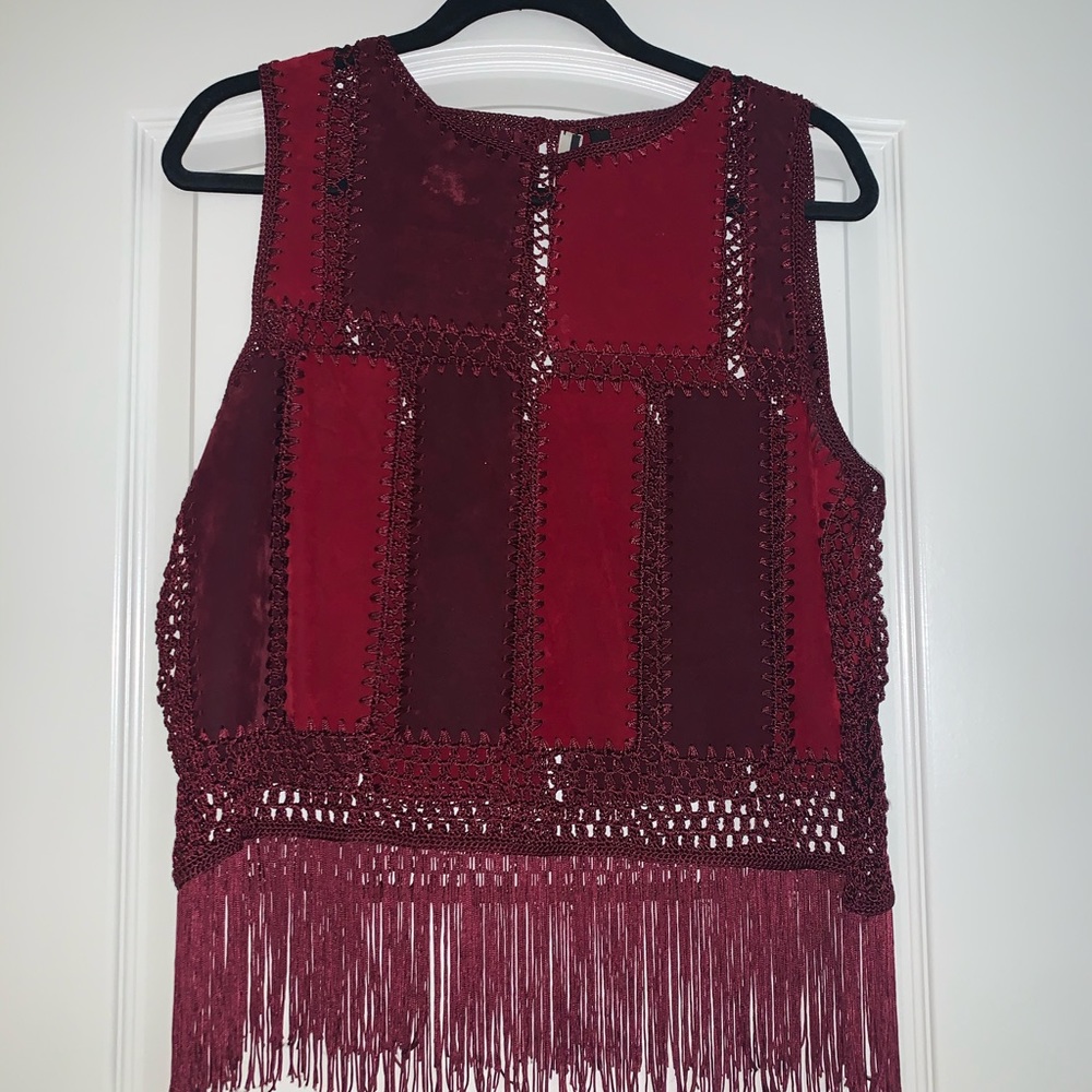Top shop Red Fringe Sleeveless Faux Suede Top - Picture 2 of 3